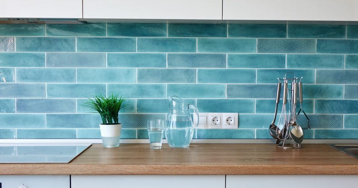 5 Advantages of a Glass Backsplash Atlantic Glass