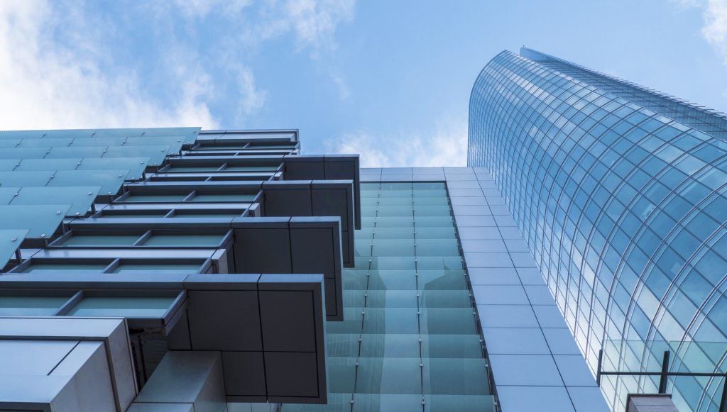 Types of Glass For Business and Commercial Buildings